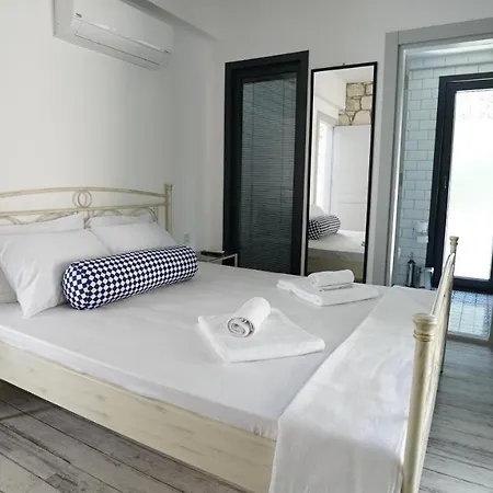 Skull Boutique Hotel 4*